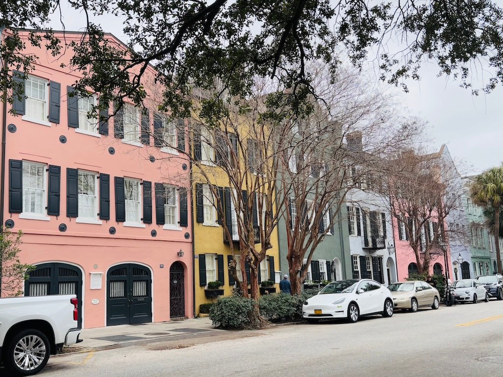 The beautiful and iconic houses on Rainbow Row in Historic Charleston, South Carolina