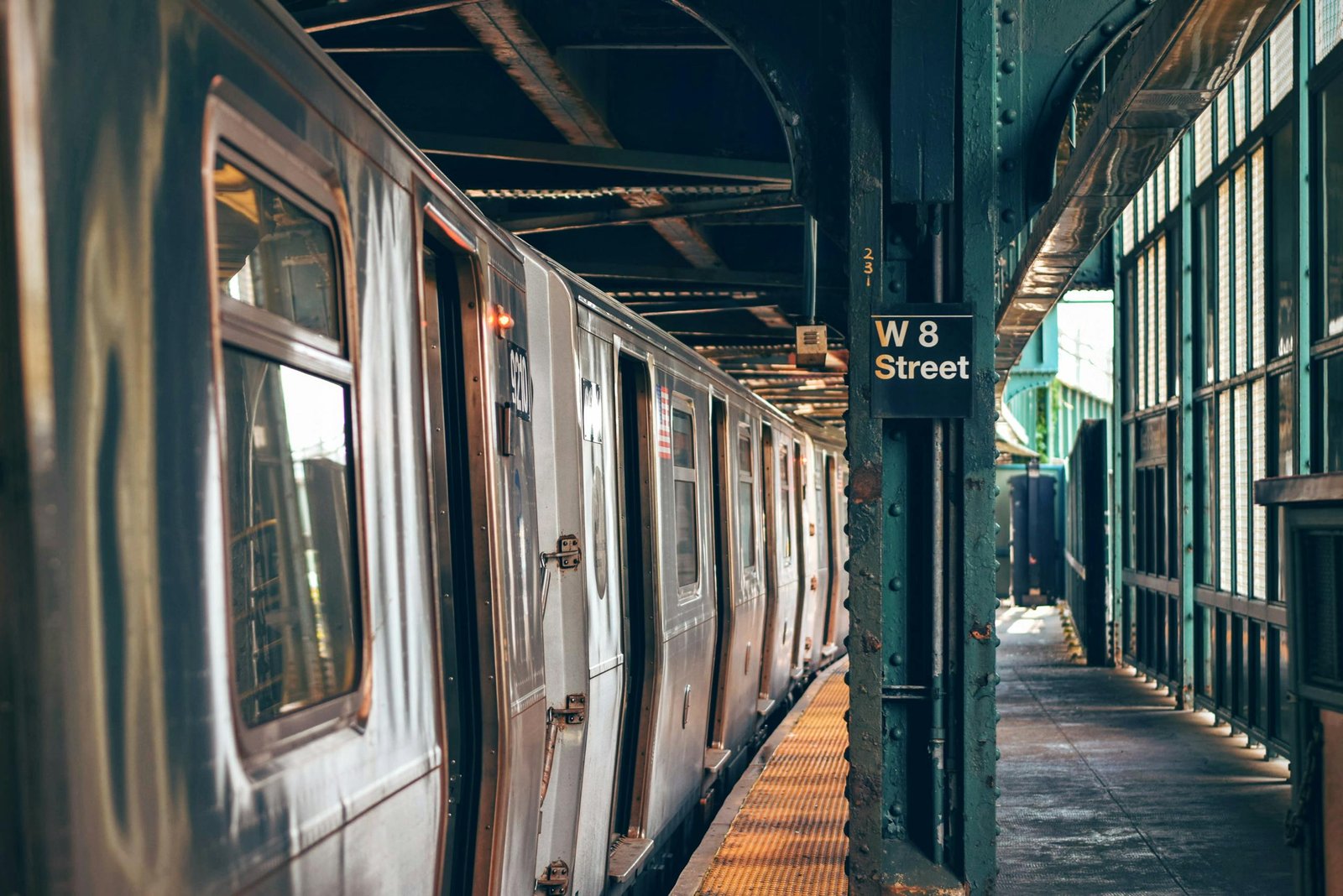 Using the NYC subway system is the best way to get around New York City & Manhattan during your 3 days in New York City